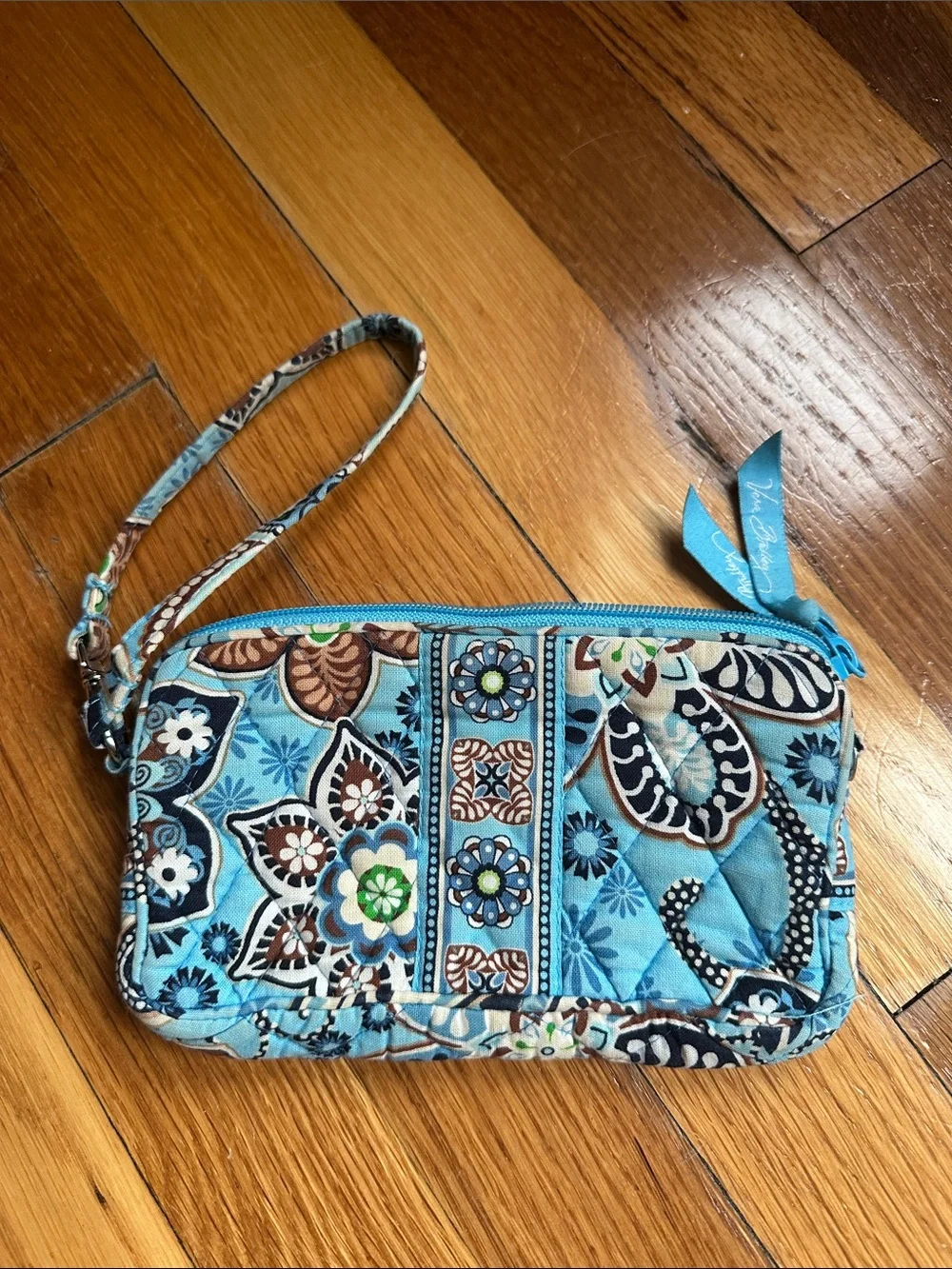Vera Bradley Wristlet- Bali Blue